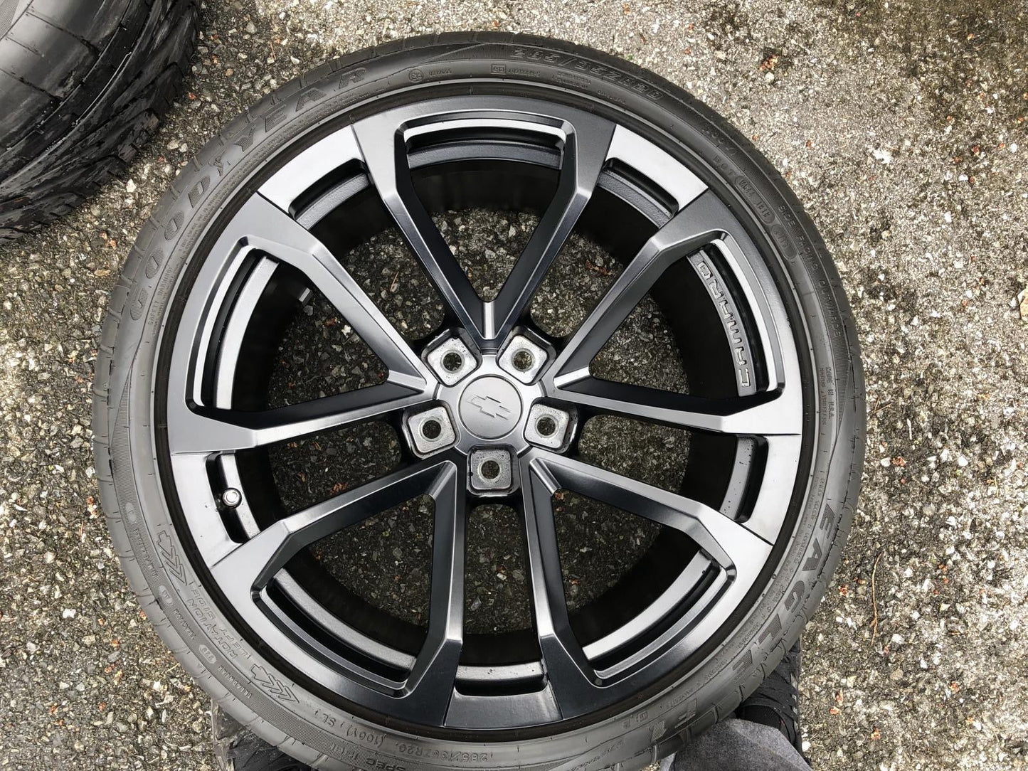 20” Camaro Zl1 OEM Wheels and Tires